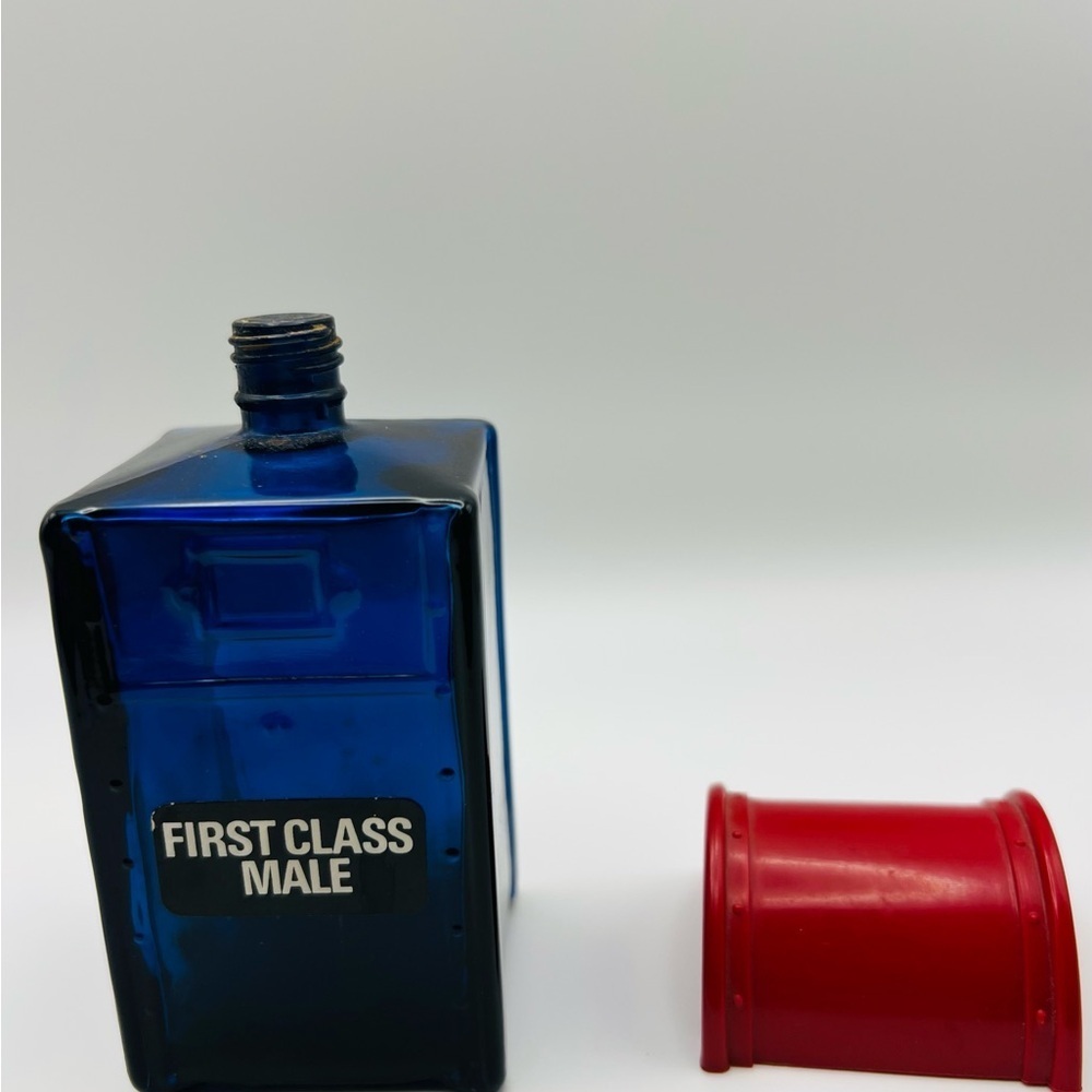 Vintage Avon First Class Male Mailbox Decanter Blue Glass 4oz - EMPTY - Picture 4 of 5